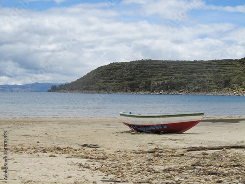 Boot an der Küste der Isla del Sol