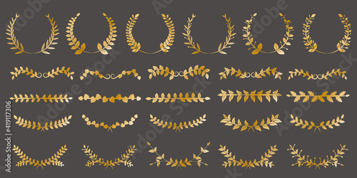 Set of gold branch frames. Gold elements for award, web and designs. Illustration vector. ゴールドリーフ素材、ゴールドラウンドリース、ゴールドフレームイラスト