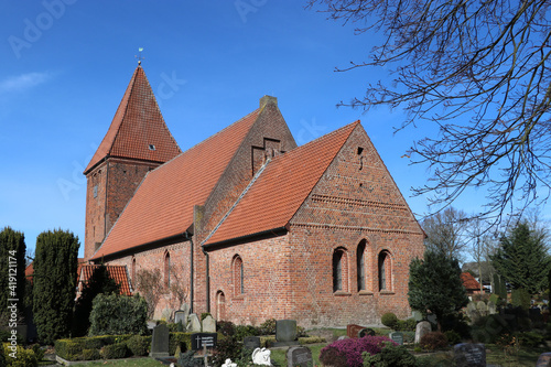 stuhr, kirche, alt stuhr, gotteshaus, religion, backstein, friedhof