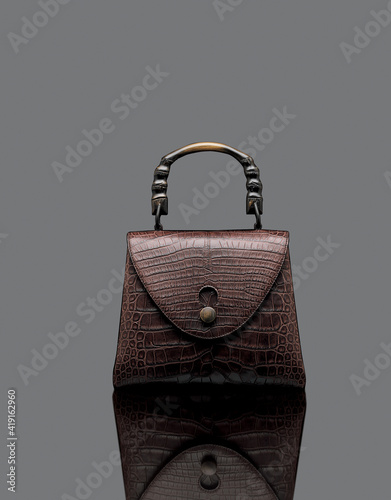 Fashionable and stylish walking handbag for woman.