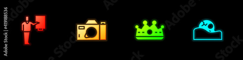 Set Museum guide, Photo camera, King crown and Human skull icon. Vector.