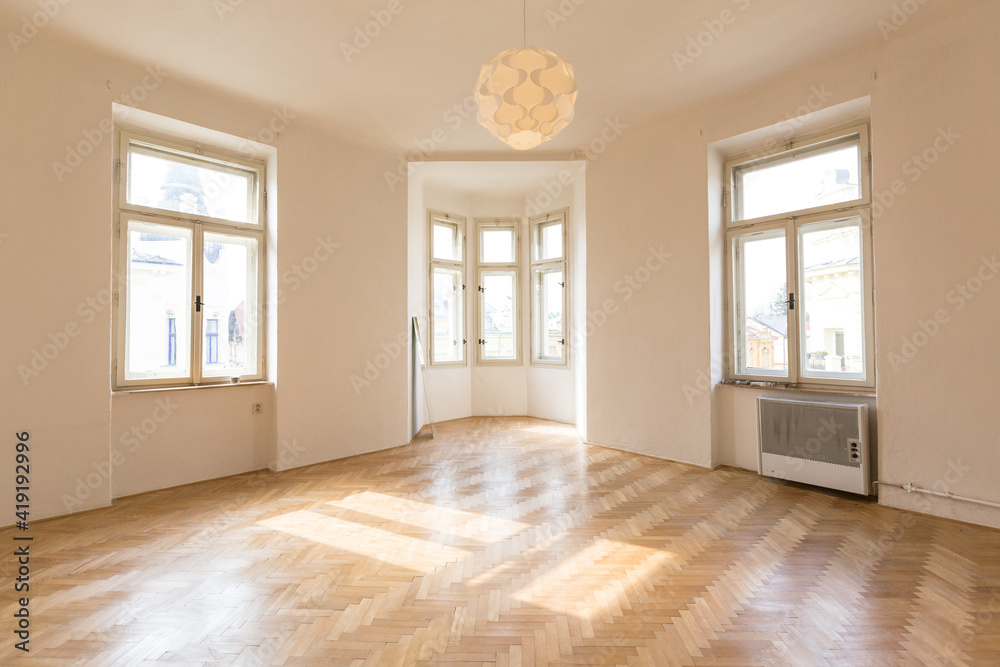 Ταπετσαρία Empty rental appartment ready for a new tenant to move in