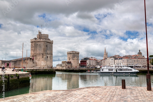 Le port de La Rochelle et ses deux tours
