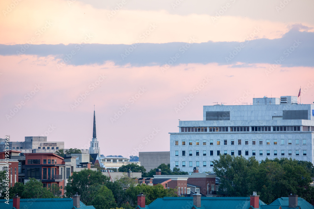 Naklejka premium Downtown Chattanooga Sunset Over Bridge