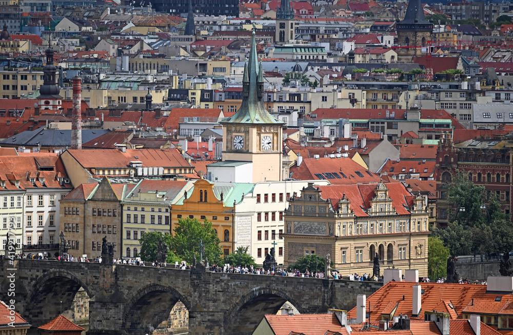 Obraz premium Charles bridge and old town Prague cityscape