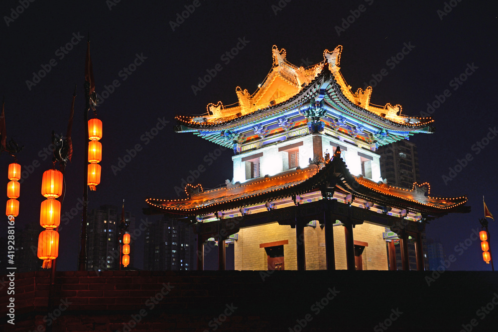 Fototapeta premium traditional chinese building with lantern at night in city XiAn
