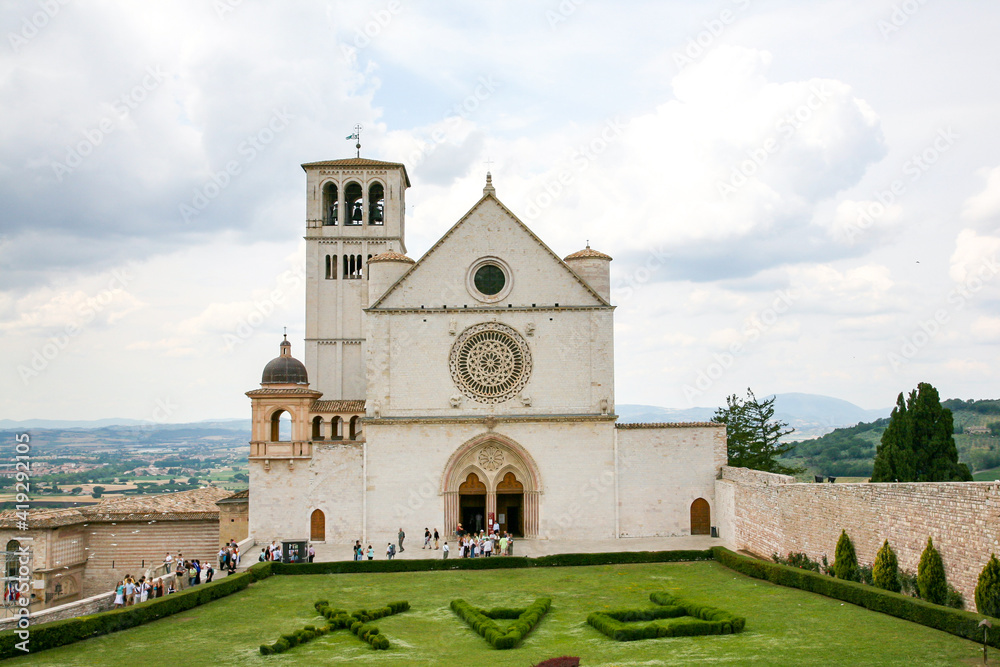 イタリア