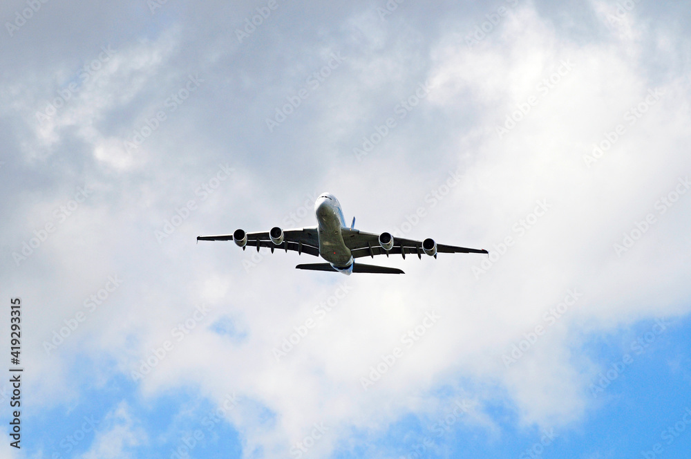 giant airplane giant airplane