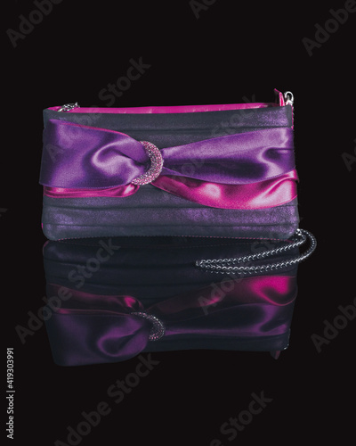 Fashionable and stylish walking handbag for woman