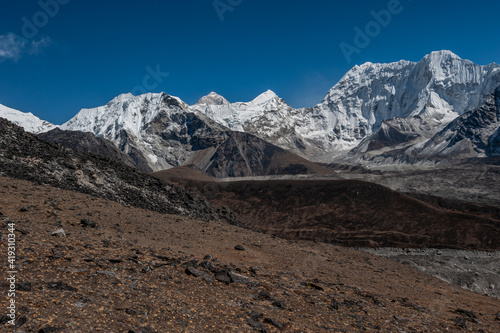Khumbu Valley Chucking © Walther