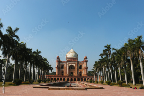 Safdarjung's Tomb, marble mausoleum in Delhi