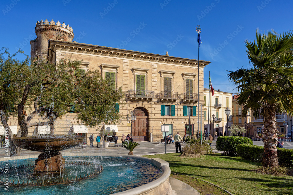 Vasto, district of Chieti, Abruzzo, Italy, Europe, Piazza Rossetti historic center