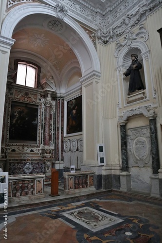 Napoli - Scorcio della prima cappella a destra della Chiesa di Sant Agostino degli Scalzi