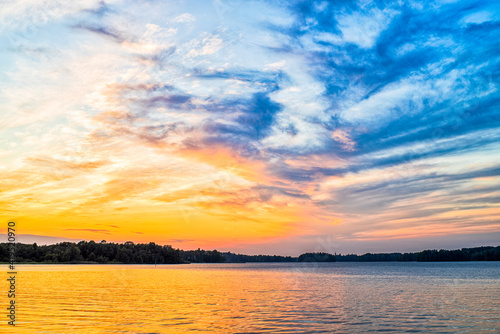 Sunset by lake © Markus Kauppinen