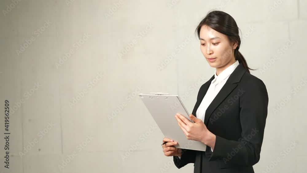 Asian businesswoman Asian businesswoman