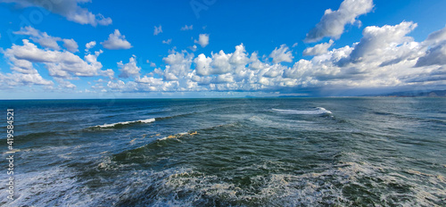 Canvas Print waves of the balearic sea near valencia