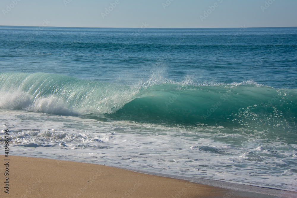 breaking wave in the atlantic ocean