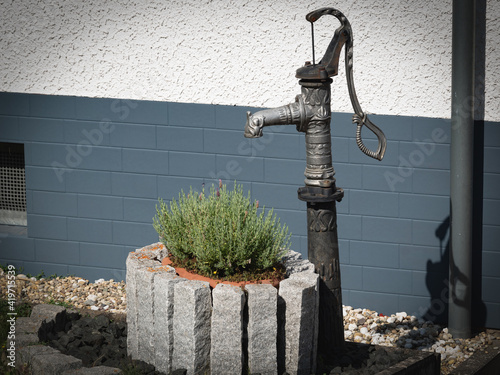 Obraz na plátně decor in the yard and standpipe