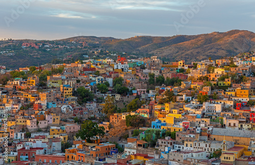 Traditional mexican colorful mexican housing architecture at sunset, Guanuato city, Mexico. © SL-Photography
