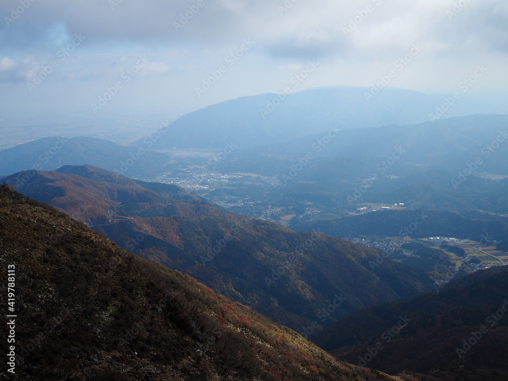 Fototapeta premium 秋の伊吹山からの景色