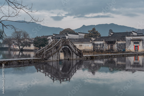Canvas Print Hongcun village, a historic Chinese village in Anhui province, China