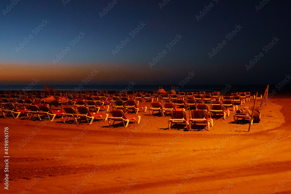 Obraz premium sunset on the beach