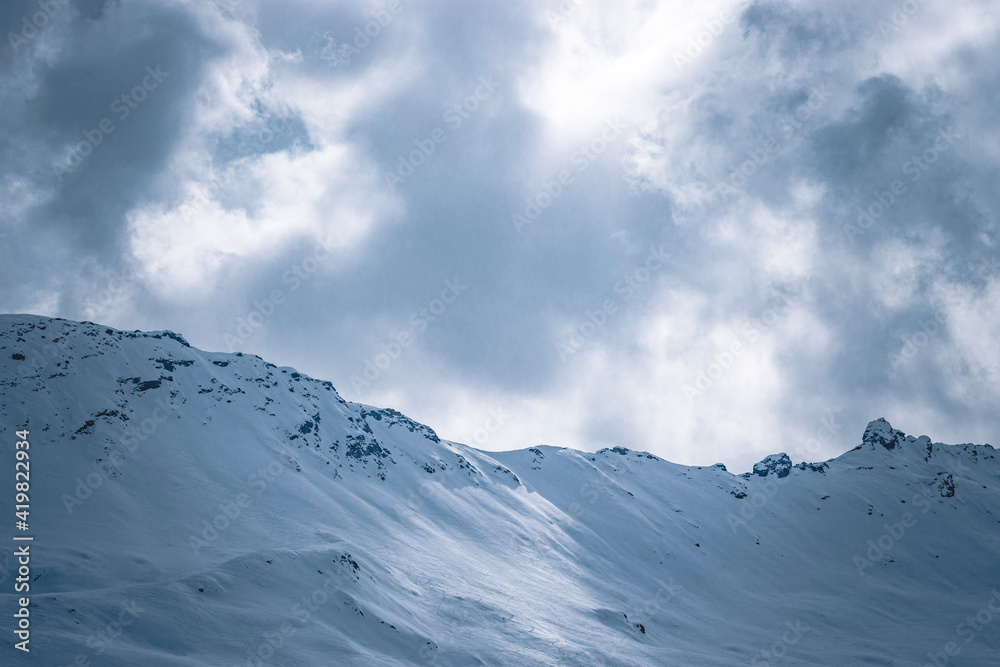 Obraz premium mountains and clouds