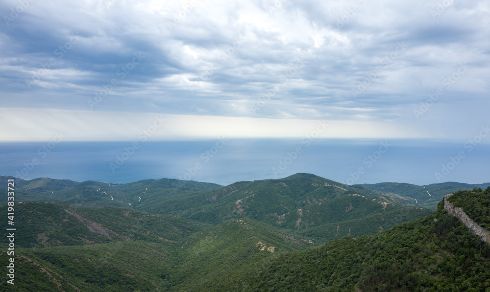 View of the Black Sea coast from the top of the plateau.