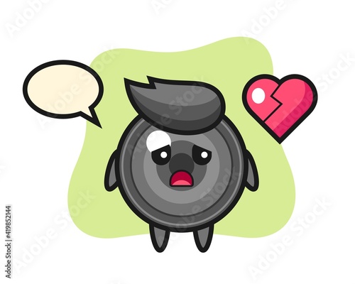 Camera lens cartoon illustration is broken heart