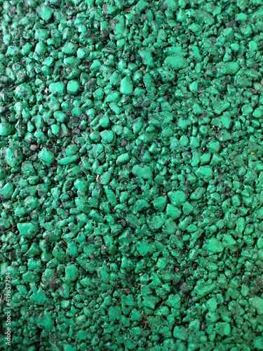 緑色に塗られたアスファルト
