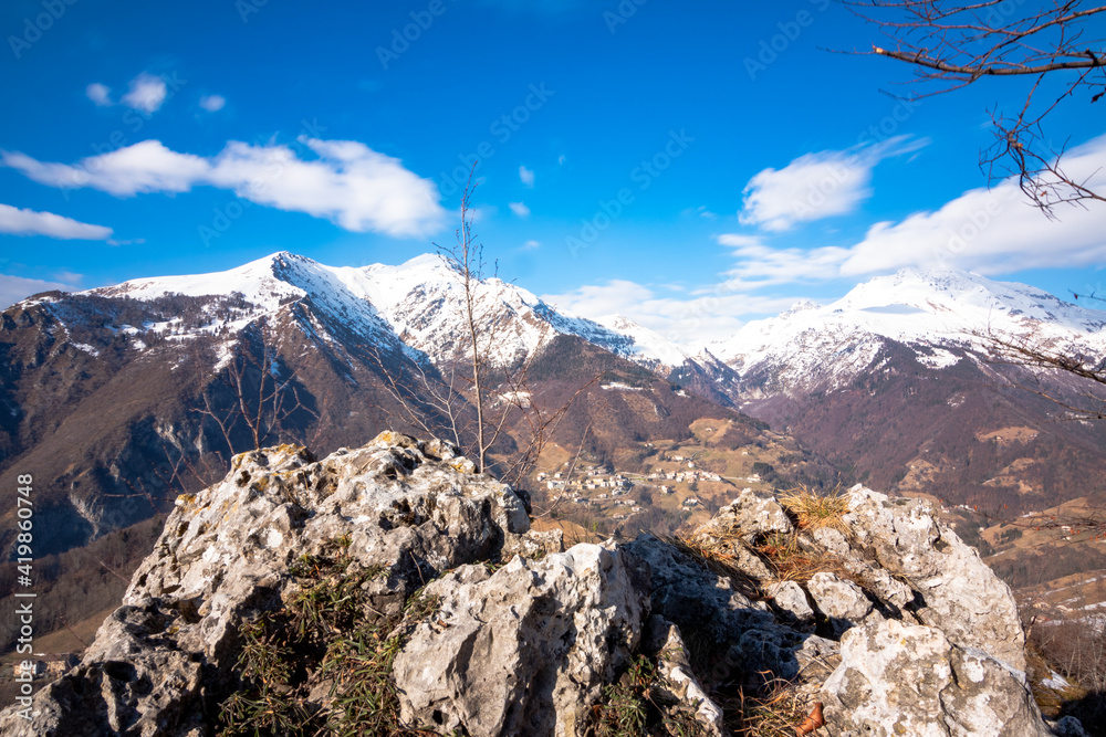 panorama monte Menna e Arera valle serina
