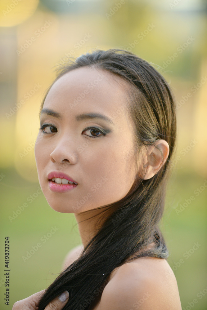 Ritratto di una giovane donna vietnamita