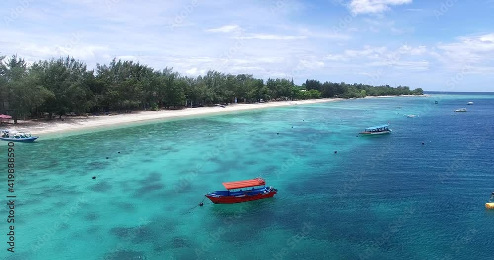 Gili Trawangan with turquoise water
Gili Trawangan with turquoise water