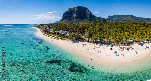 Mauritius LeMorne Lagune, Berg und Kitesurf Panorama photo