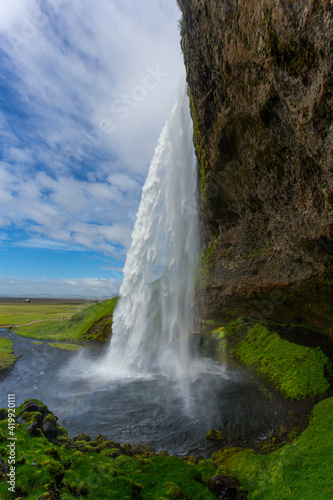 Seljalandsfoss waterfall in southern Iceland © Julia Hermann