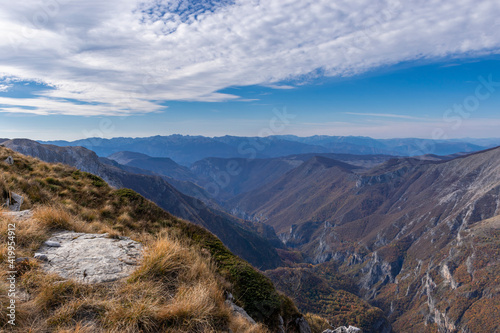 Wallpaper Mural landscape in the mountains Torontodigital.ca