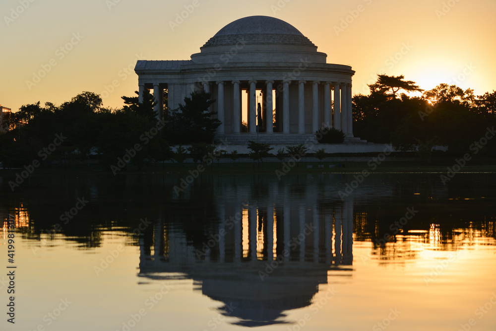 Obraz premium Thomas Jefferson Memorial during sunrise - Washington D.C. United States of America