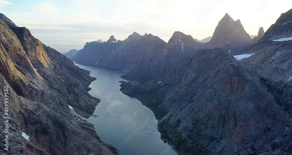 Fototapeta premium Greenland Green Nature Wallpaper in High Definition 