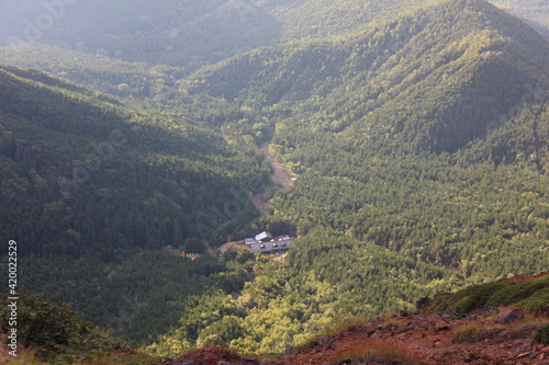 八ヶ岳の風景。 赤岳山頂付近から見た行者小屋 