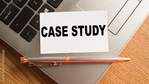 Notepad with inscriptions CASE STUDY on a white background. business concept.