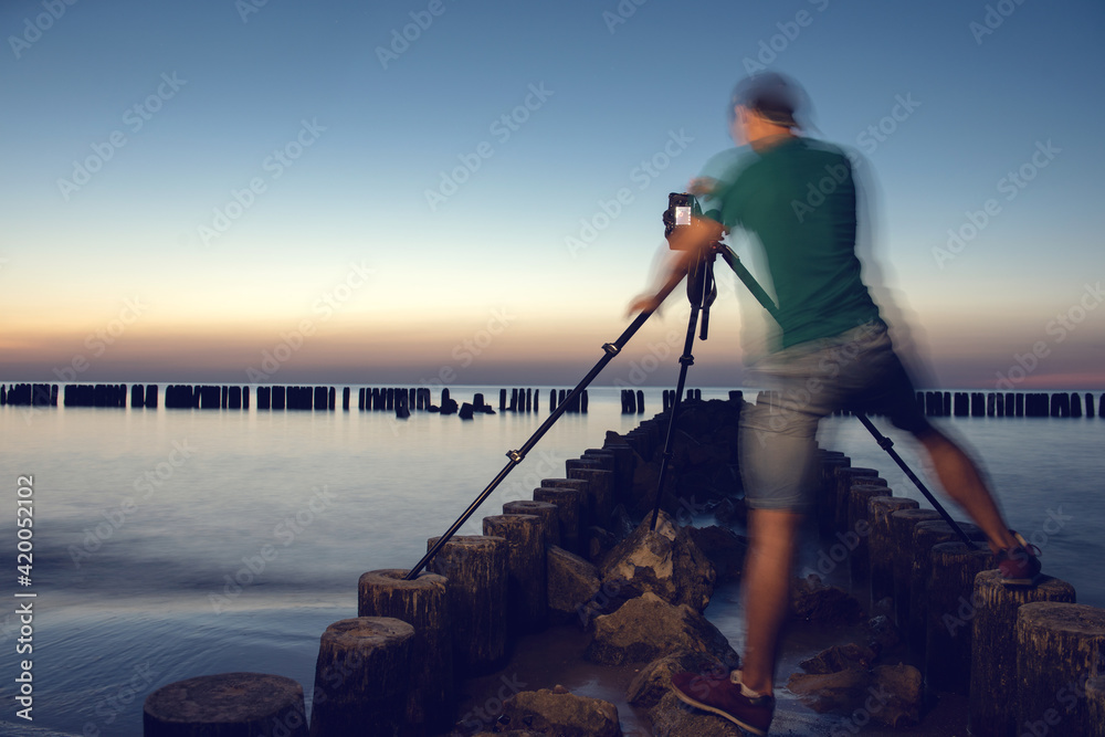 Photographer's boyfriend takes a photo of landscape