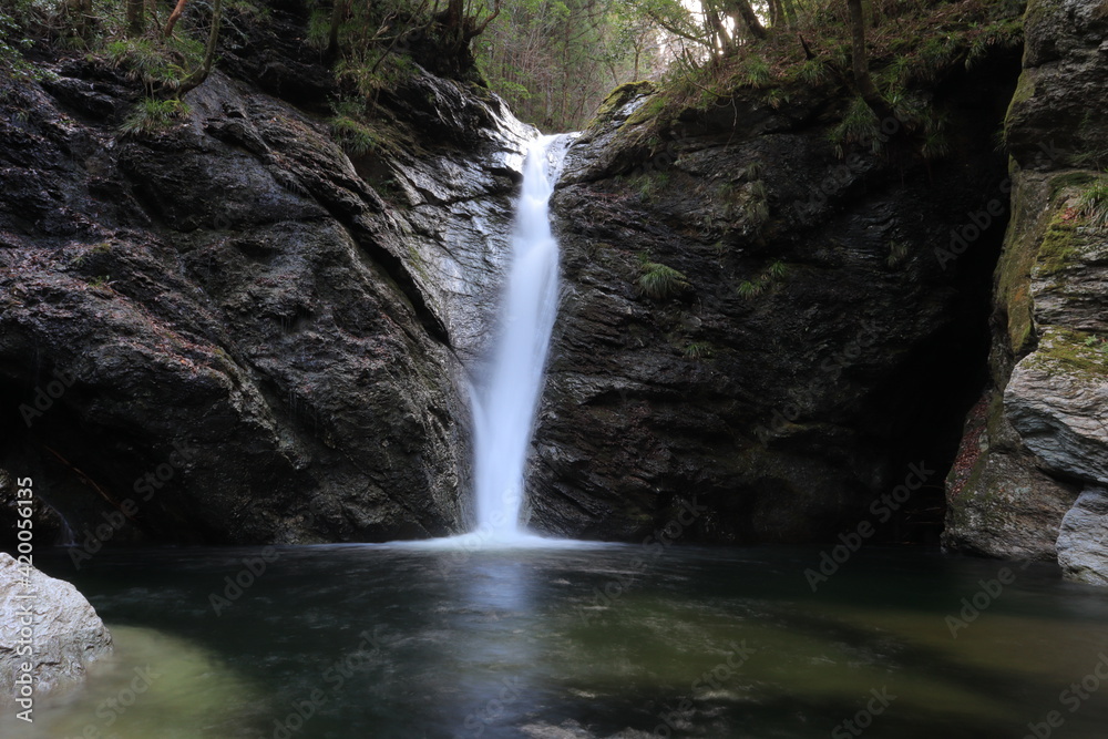 Fototapeta premium 奥安居渓谷