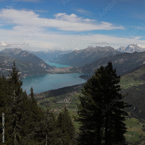 Fototapeta Naklejka Na Ścianę i Meble -  Interlaken lake