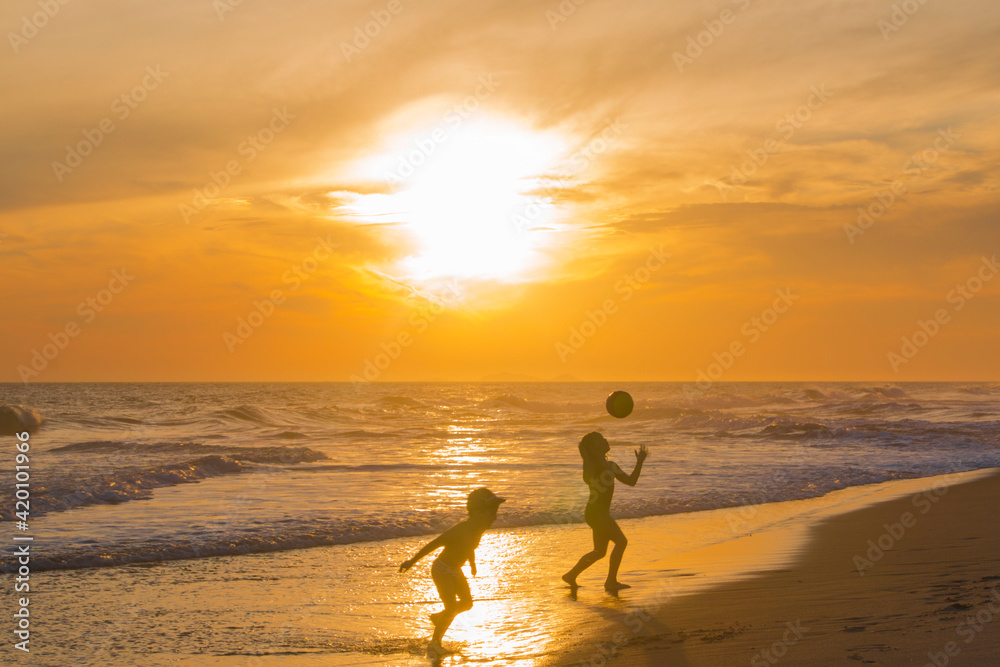 Fototapeta premium parent and child