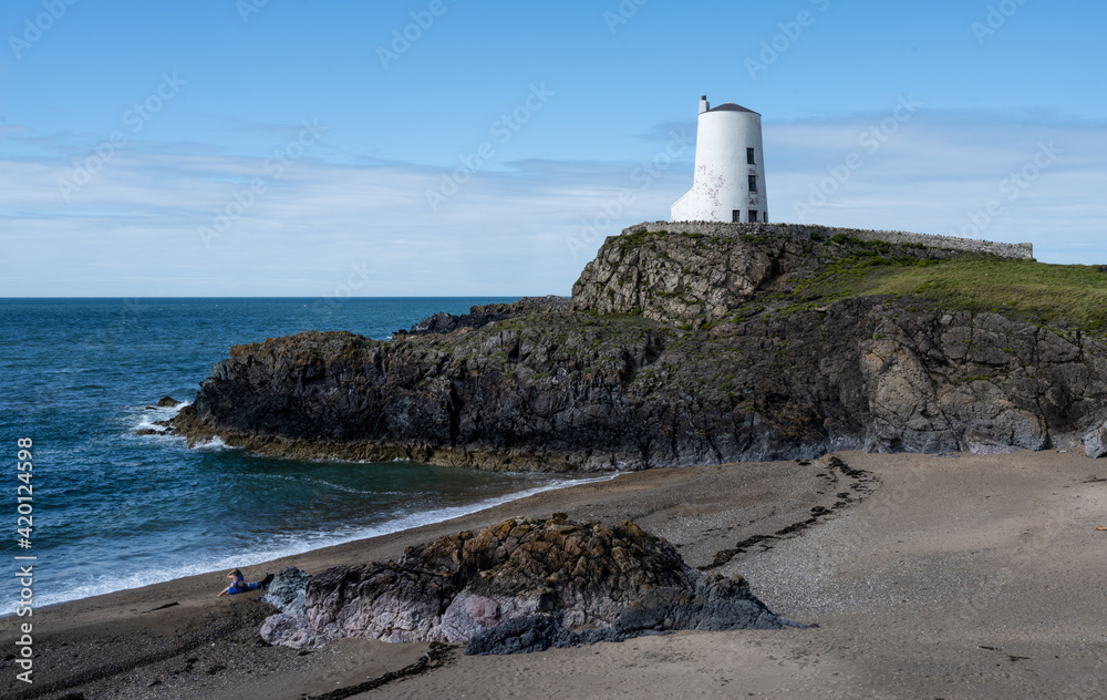lighthouse on the Welsh coast 4094