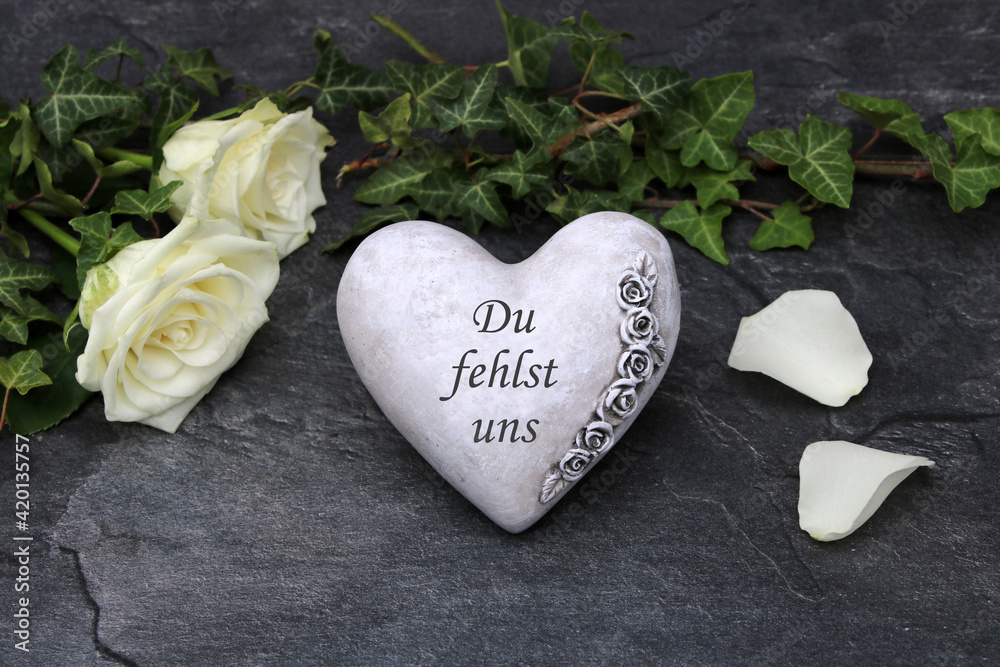 Herz mit dem Trauerspruch Du fehlst uns Stock Photo Adobe Stock