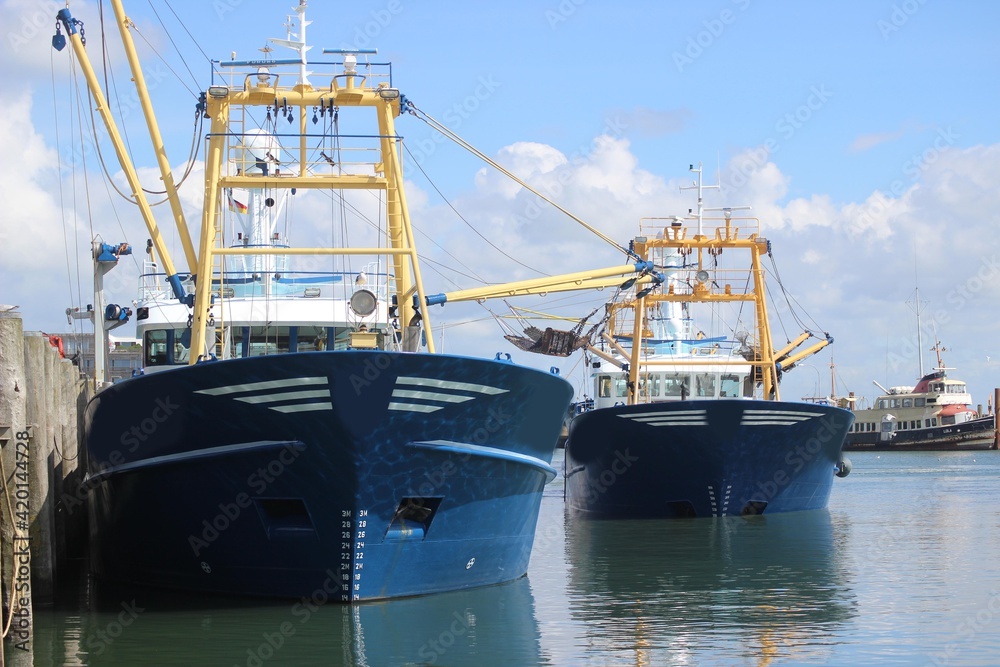 Naklejka premium Schiffe im Hafen 