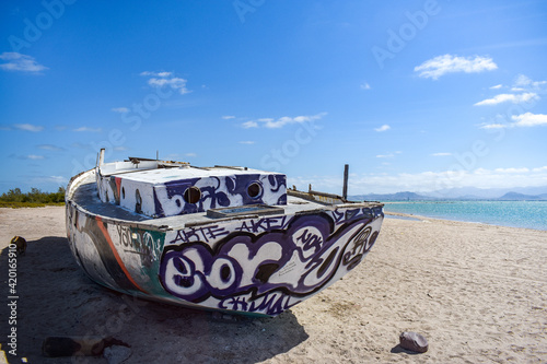 Barco en la playa Comitan