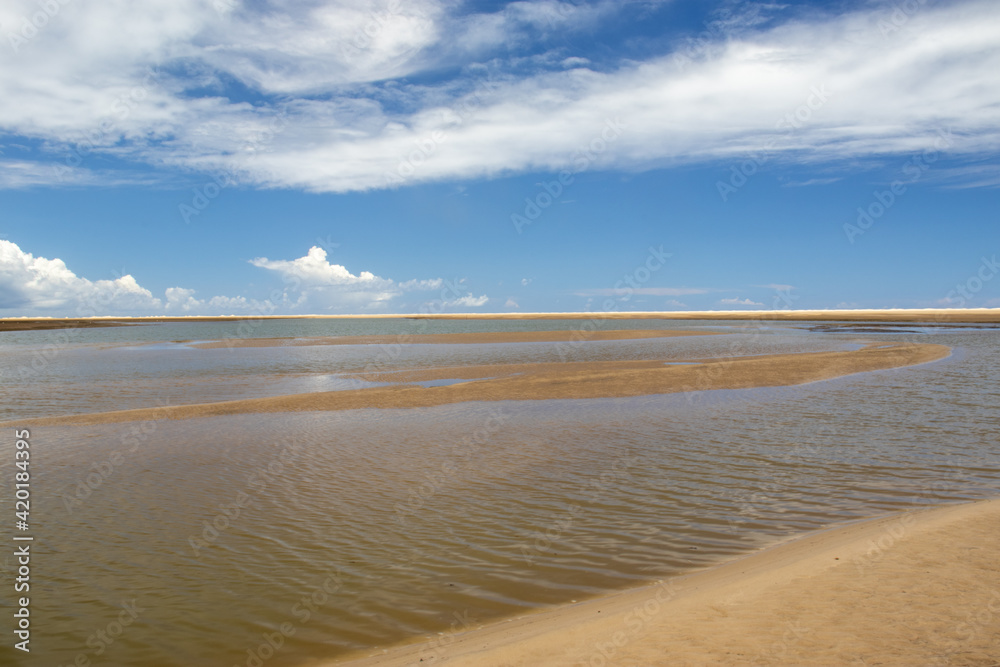 Praia paradisíaca, Ilha de Goré, Aracajú, Sergipe. 