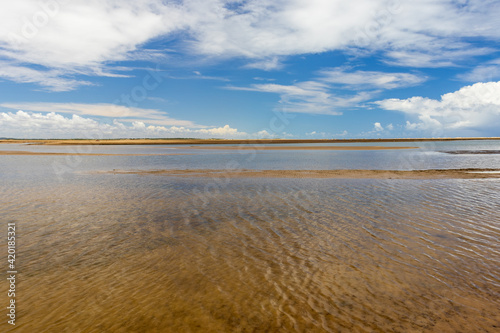 Praia paradisíaca, Ilha de Goré, Aracajú, Sergipe. 